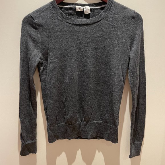 Bundle of 3 GAP 100% Merino Wool Sweaters XS petite - Picture 5 of 7